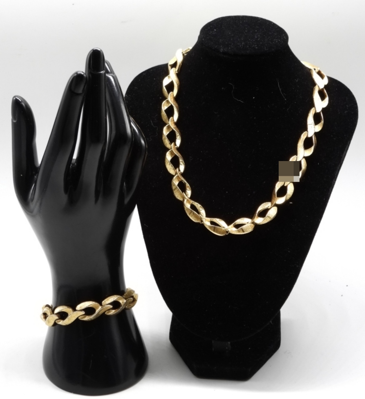 Necklace & Bracelet Set