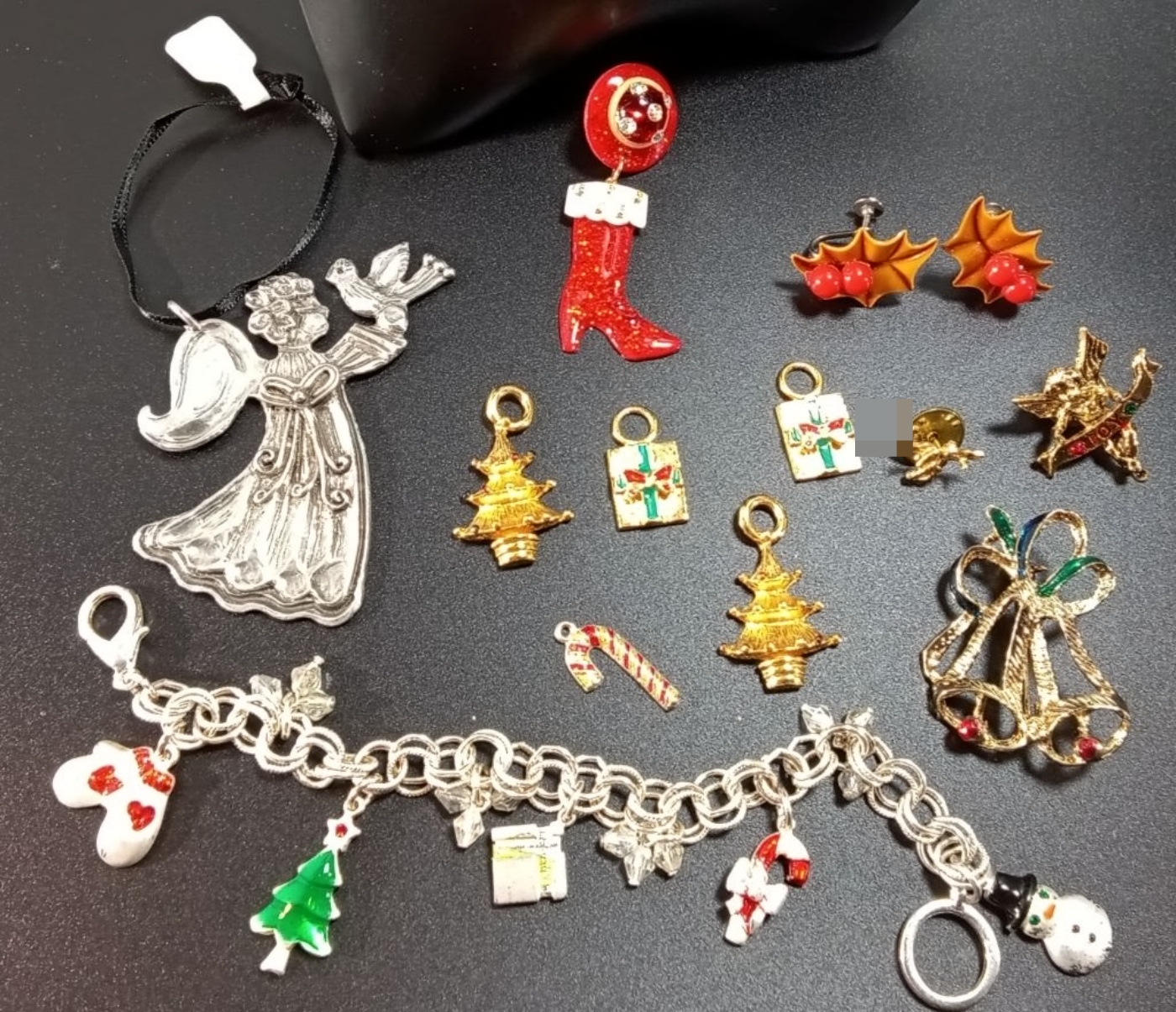 Christmas Charm Lot, 12 Pieces Silver & Gold Tone