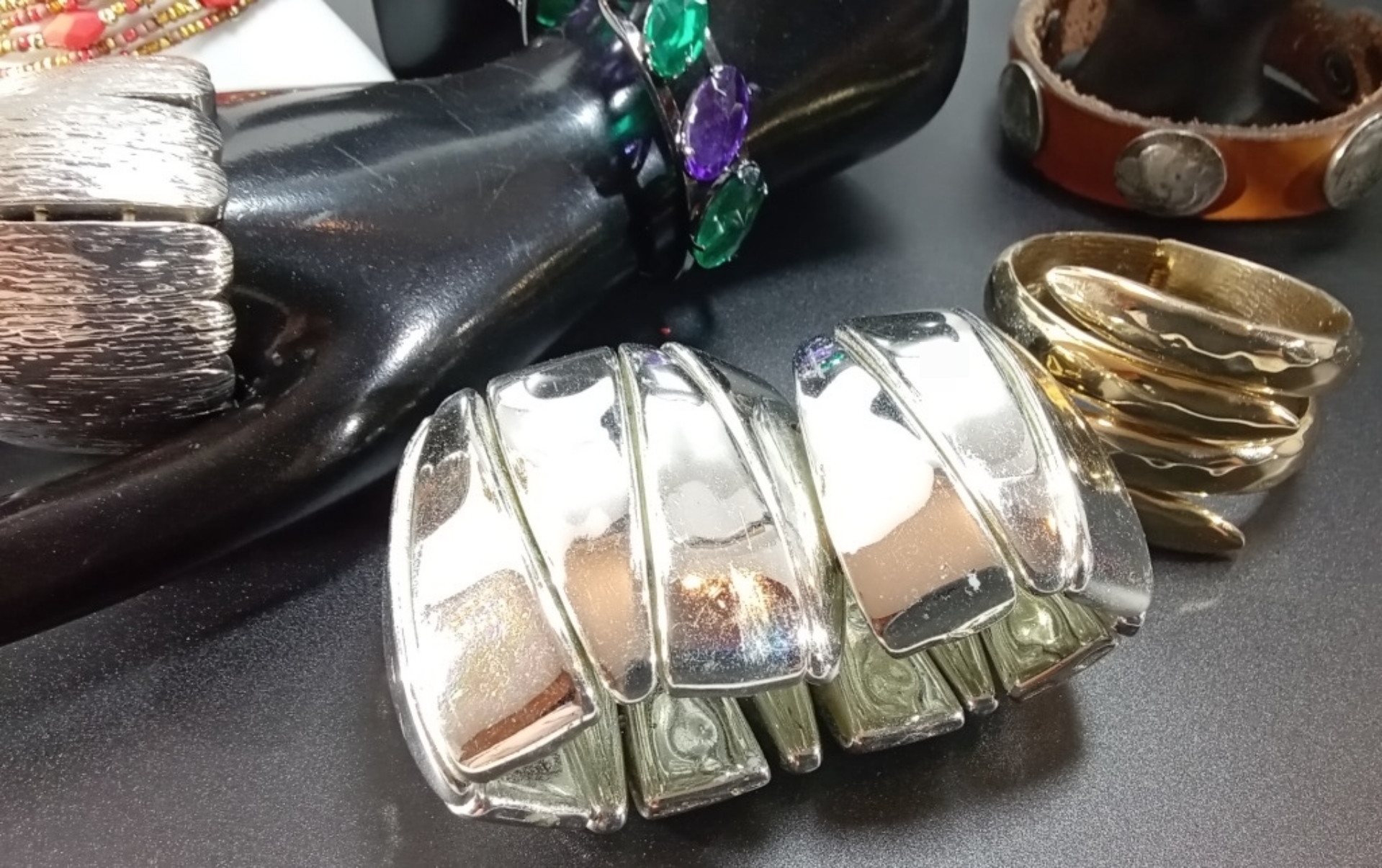 Vintage Costume Jewelry Lot, 8 Pieces Mixed Metals