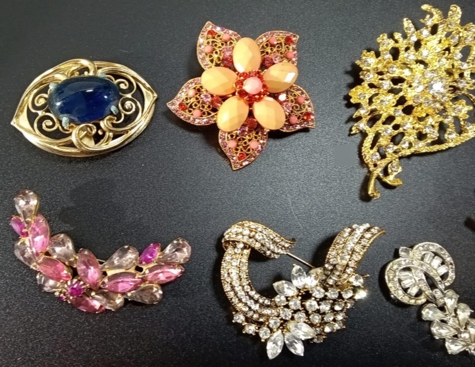Vintage Brooch Lot, 11 Pieces Mixed Costume