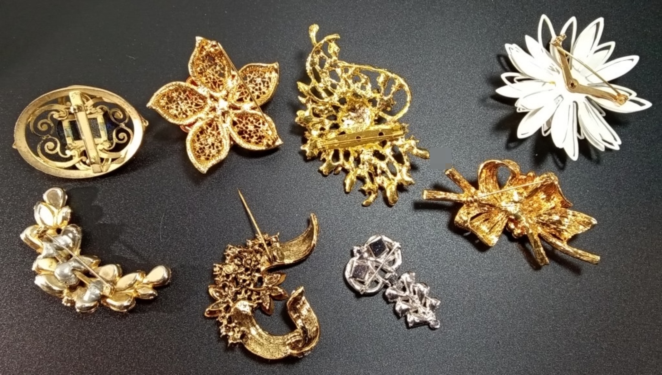 Vintage Brooch Lot, 11 Pieces Mixed Costume