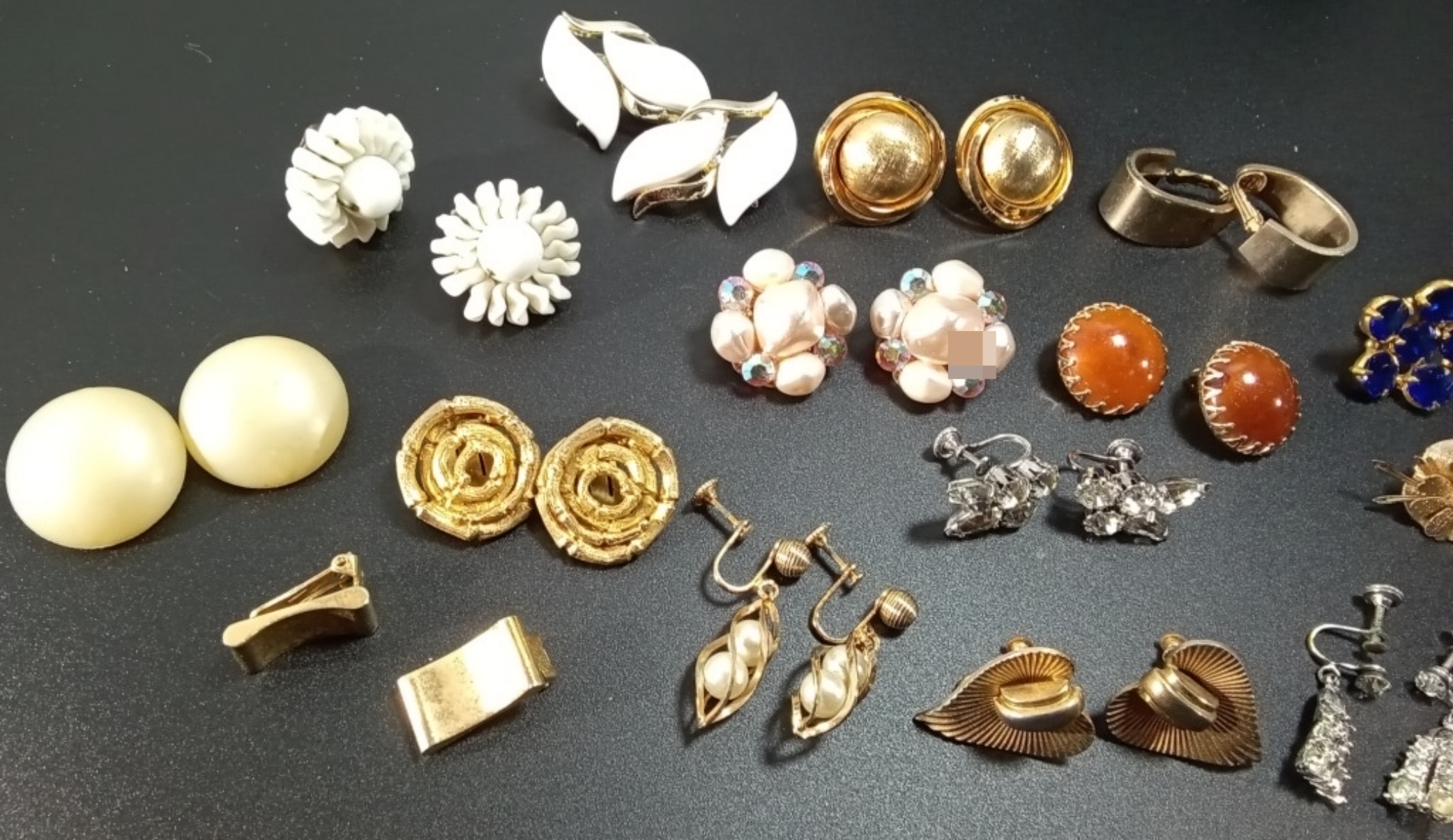 Vintage Costume Earring Lot, 15 Pieces Mixed