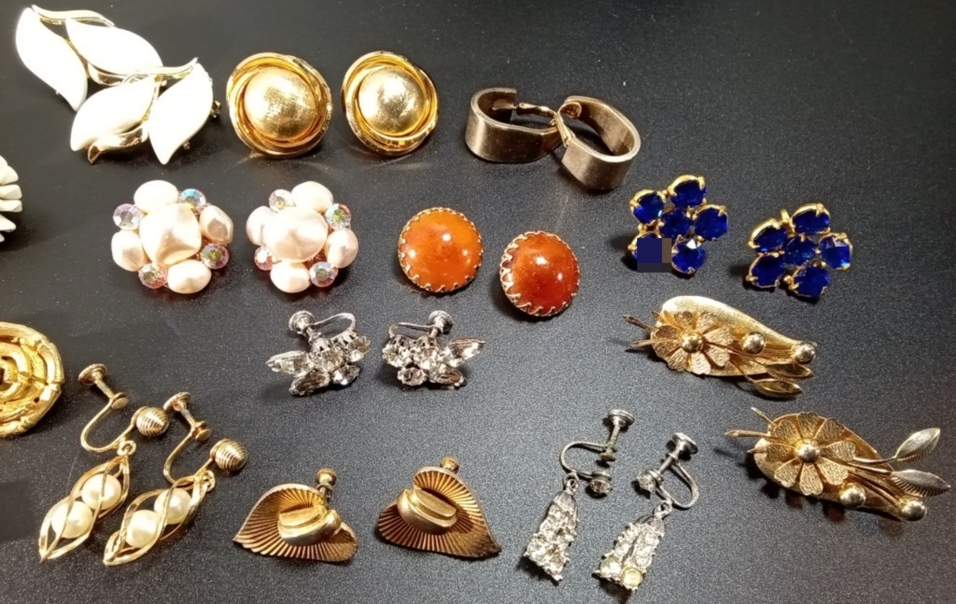 Vintage Costume Earring Lot, 15 Pieces Mixed