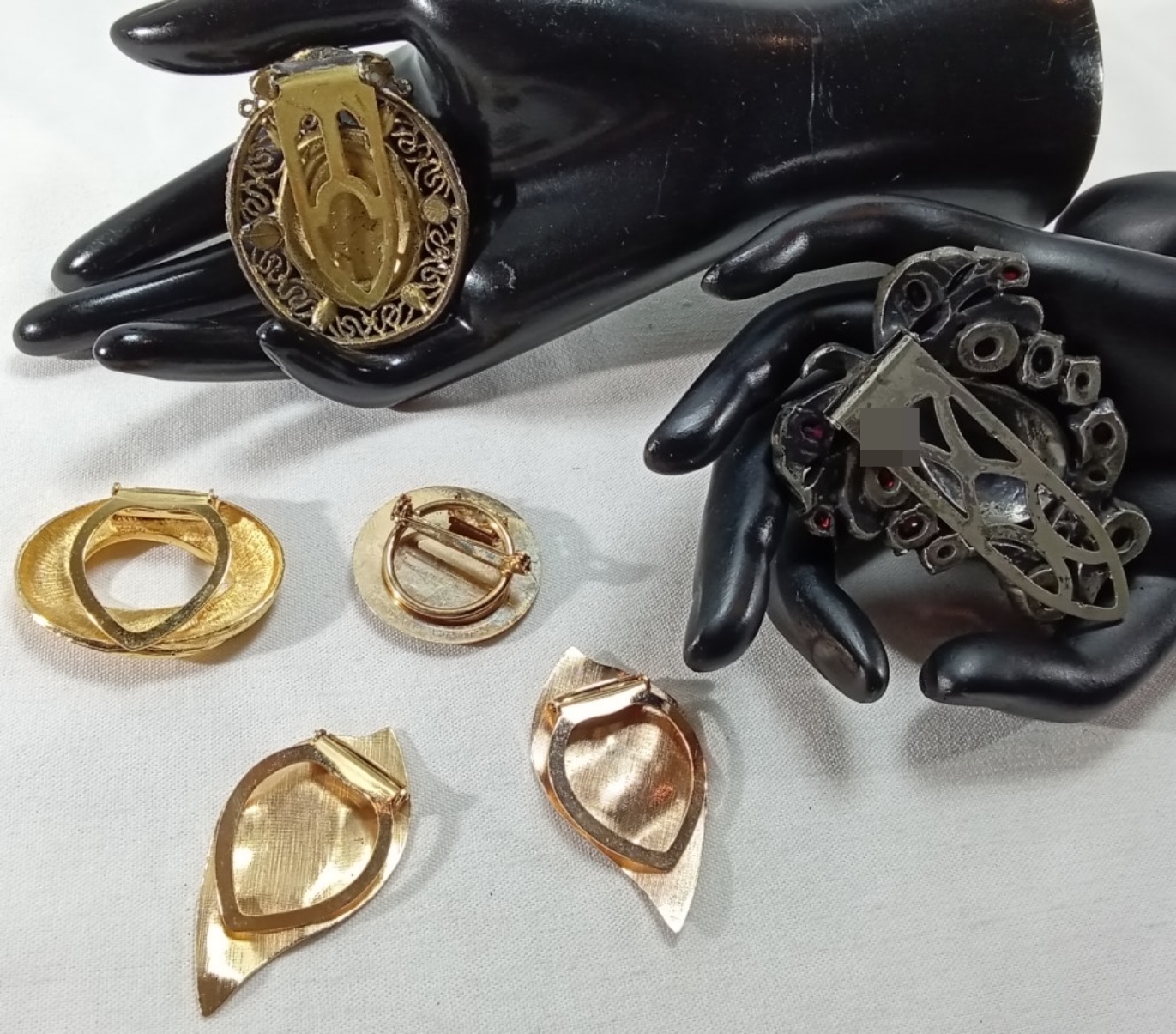 Vintage Gold-Tone, Scarf Holder Lot