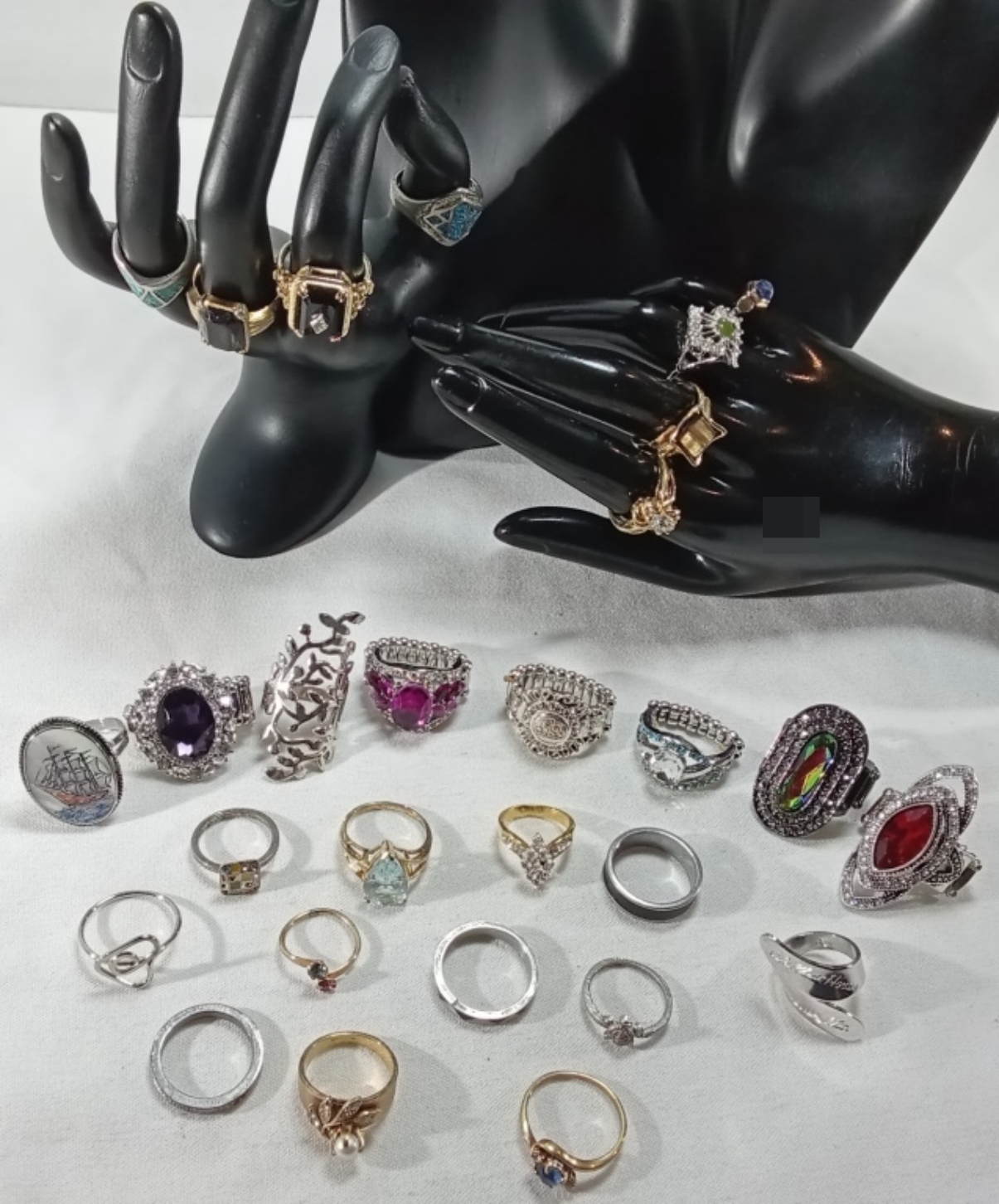 Ring Lot, 28 Pieces Silver & Gold Tone