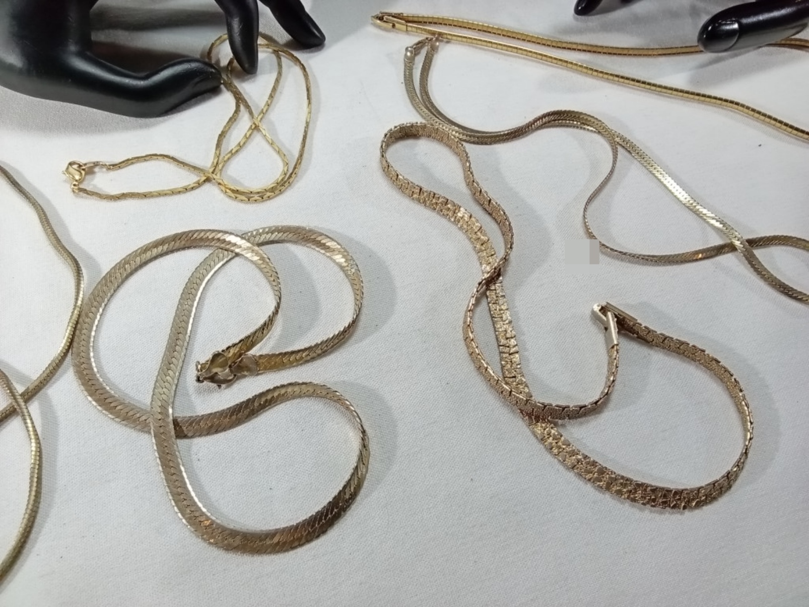Gold-Tone Necklace Lot, 7 Pieces
