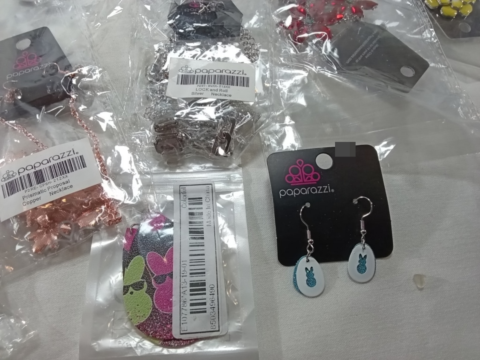 Paparazzi Costume Jewelry Lot, 13 Pieces Mixed
