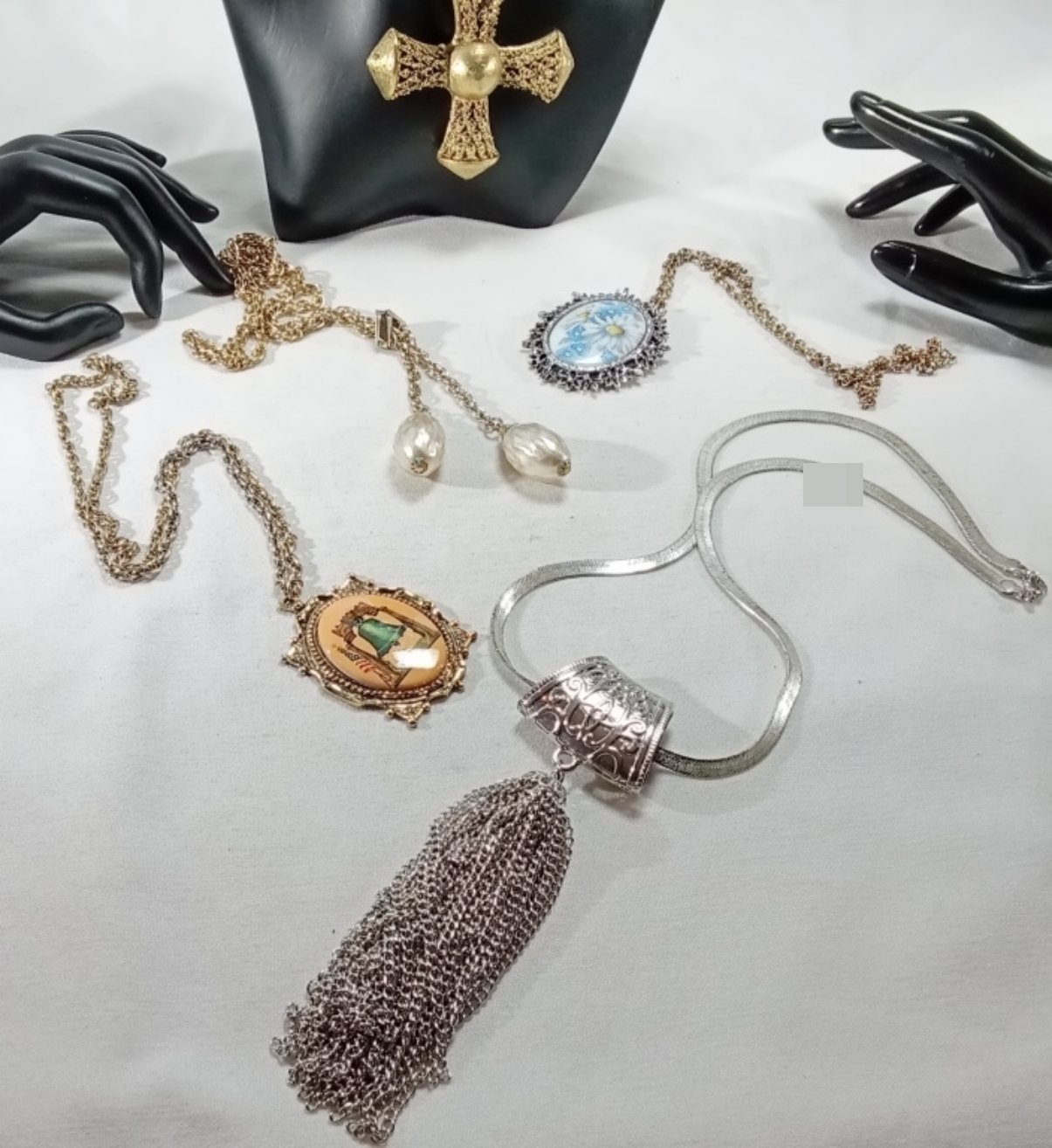 Vintage Necklace Lot, 5 piece