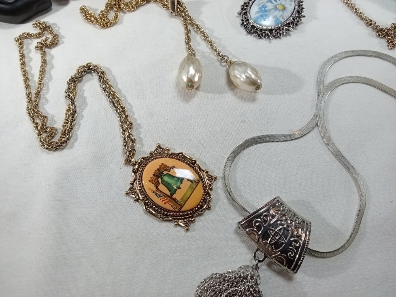 Vintage Necklace Lot, 5 piece