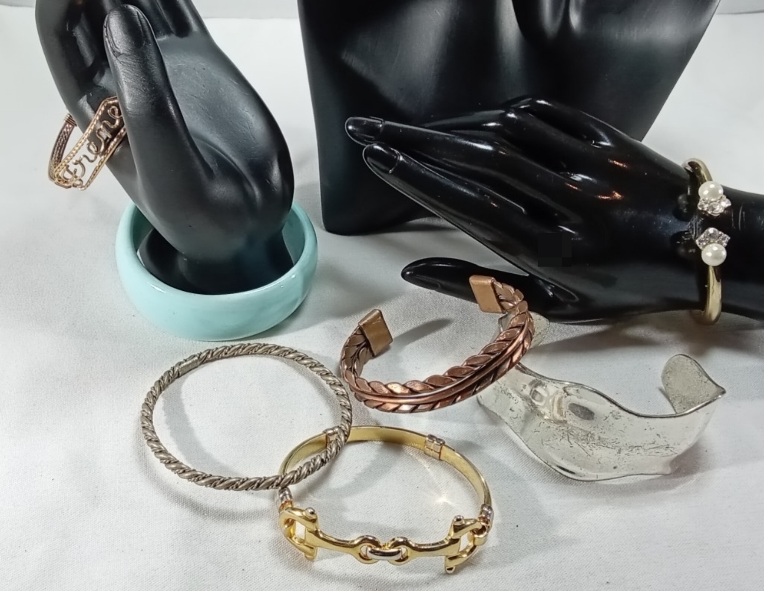 Vintage Bracelet Lot, 7 Pieces