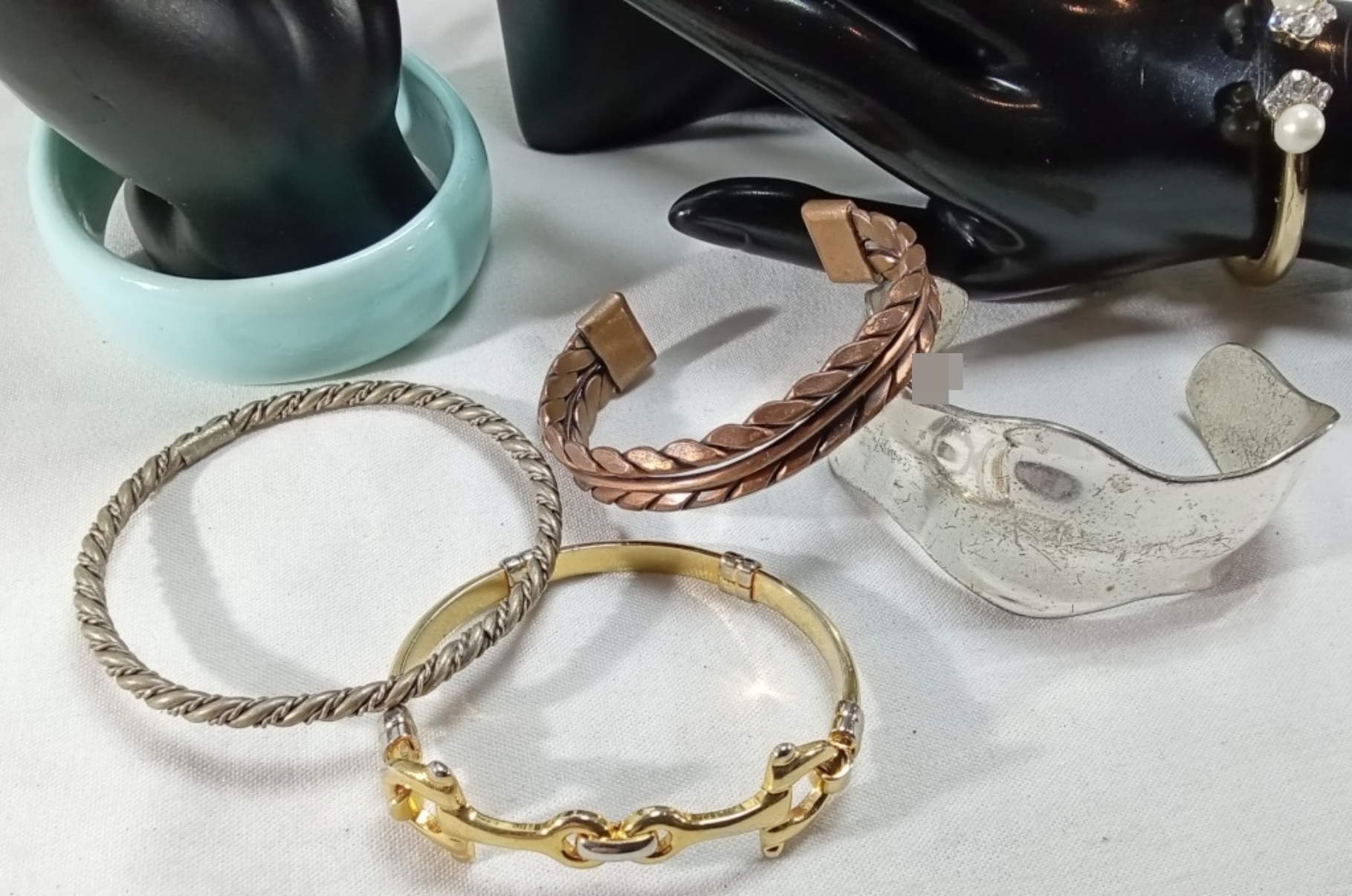 Vintage Bracelet Lot, 7 Pieces