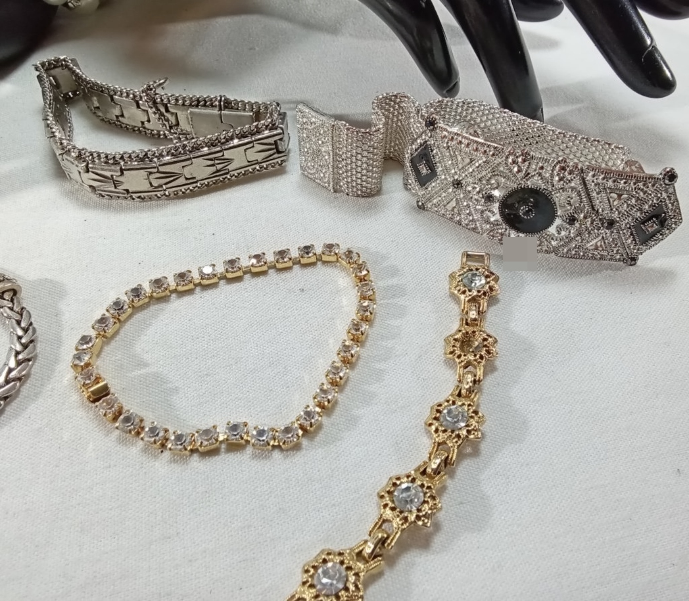 Costume Jewelry Lot, 8-Piece