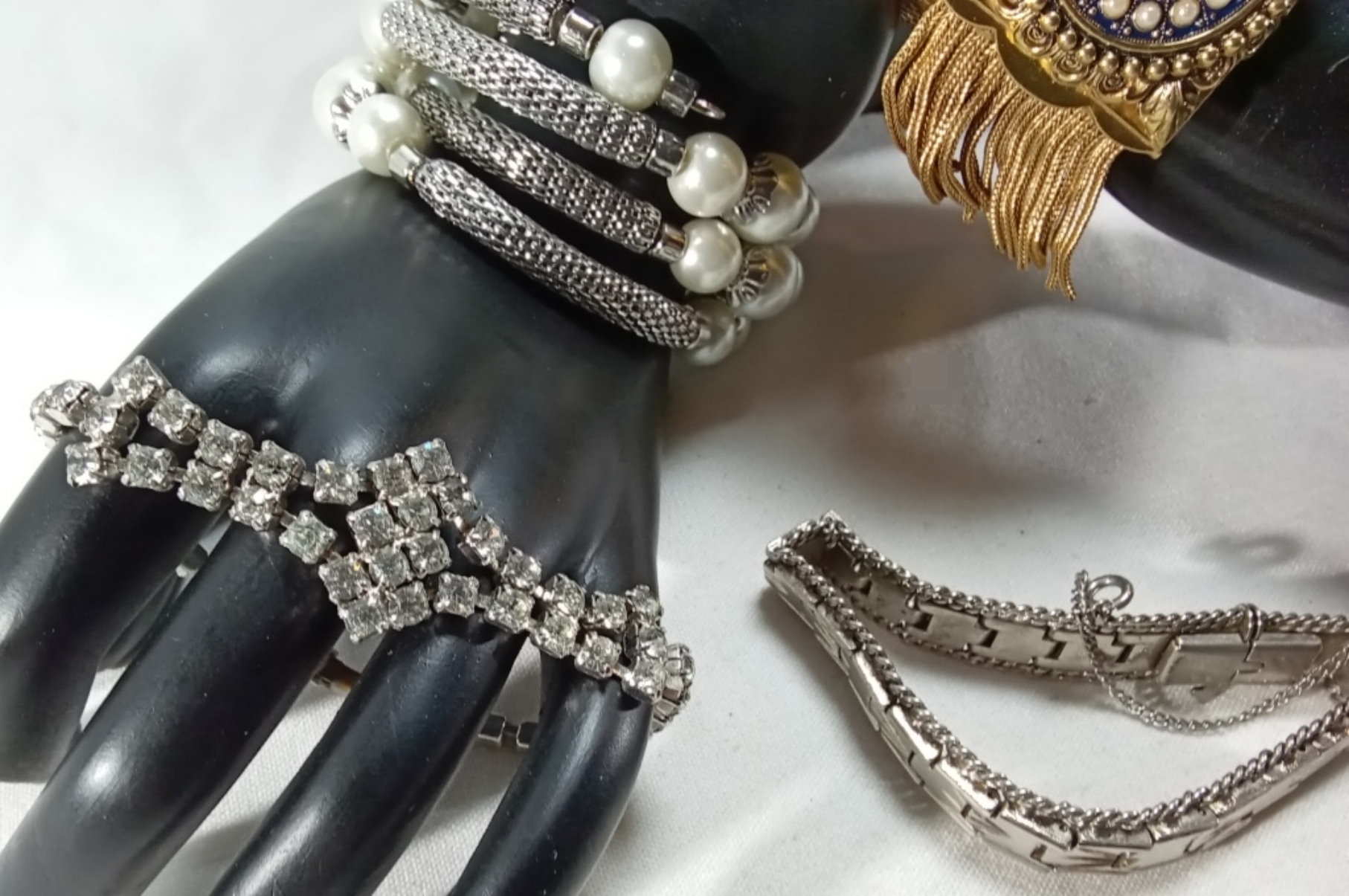 Costume Jewelry Lot, 8-Piece