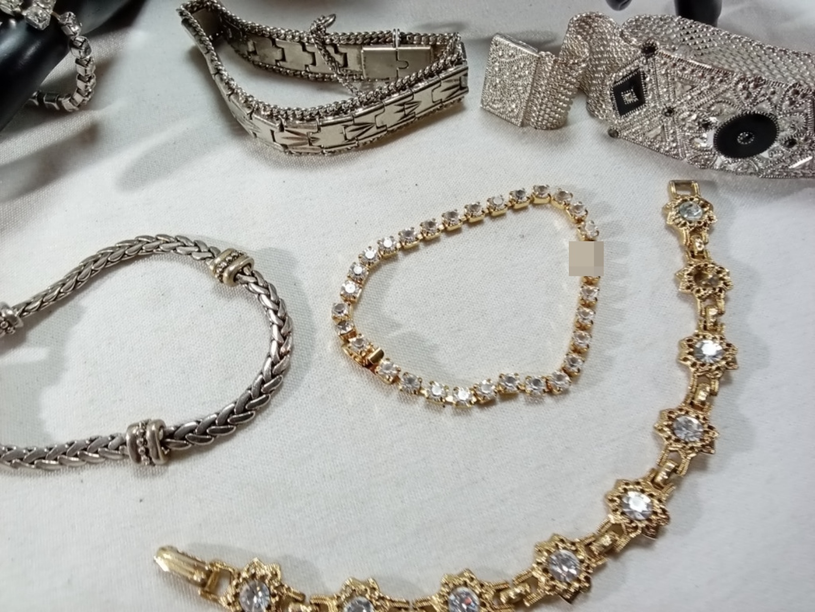Costume Jewelry Lot, 8-Piece
