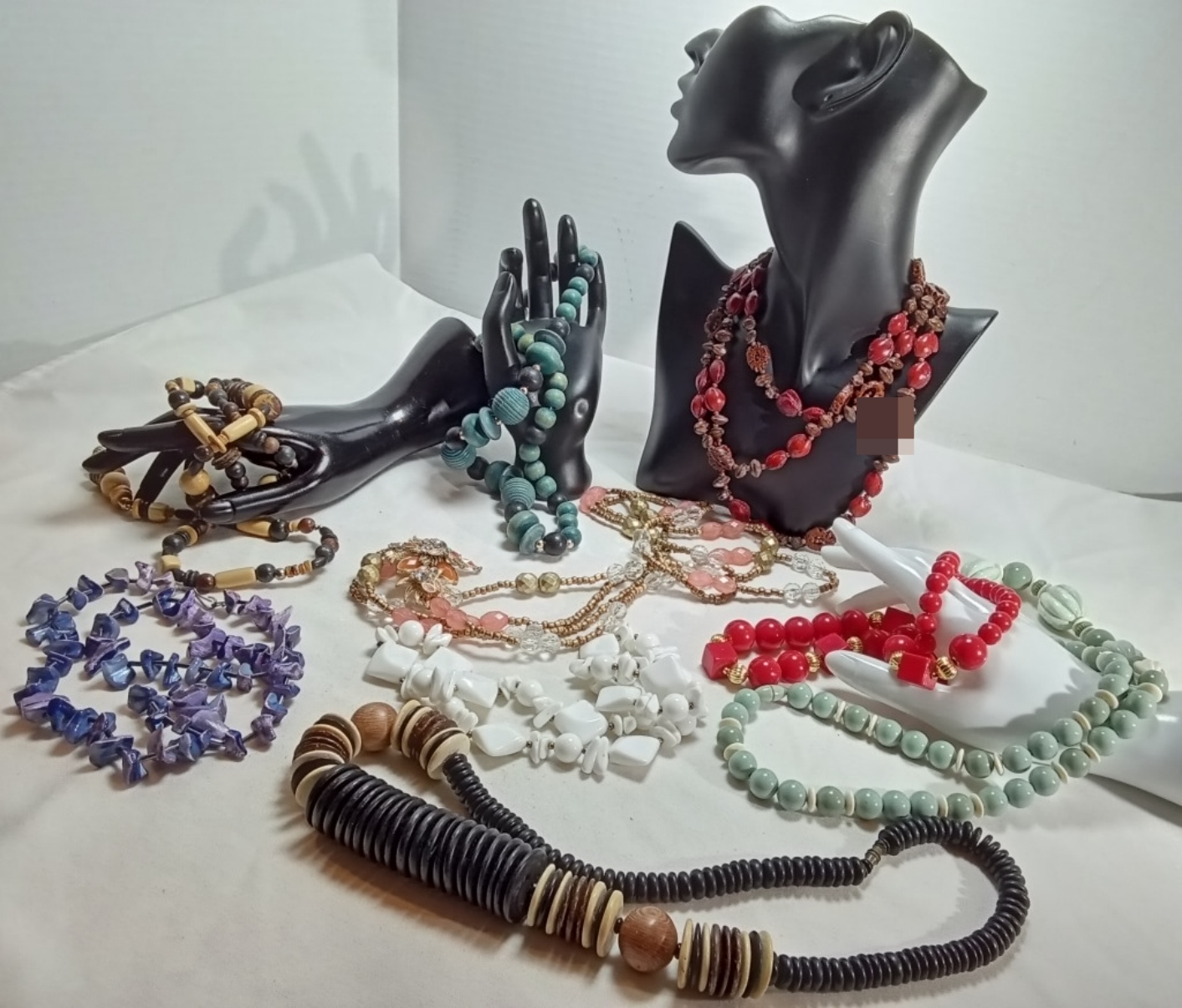 Beaded Jewelry Lot, 9 Pieces Mixed Materials