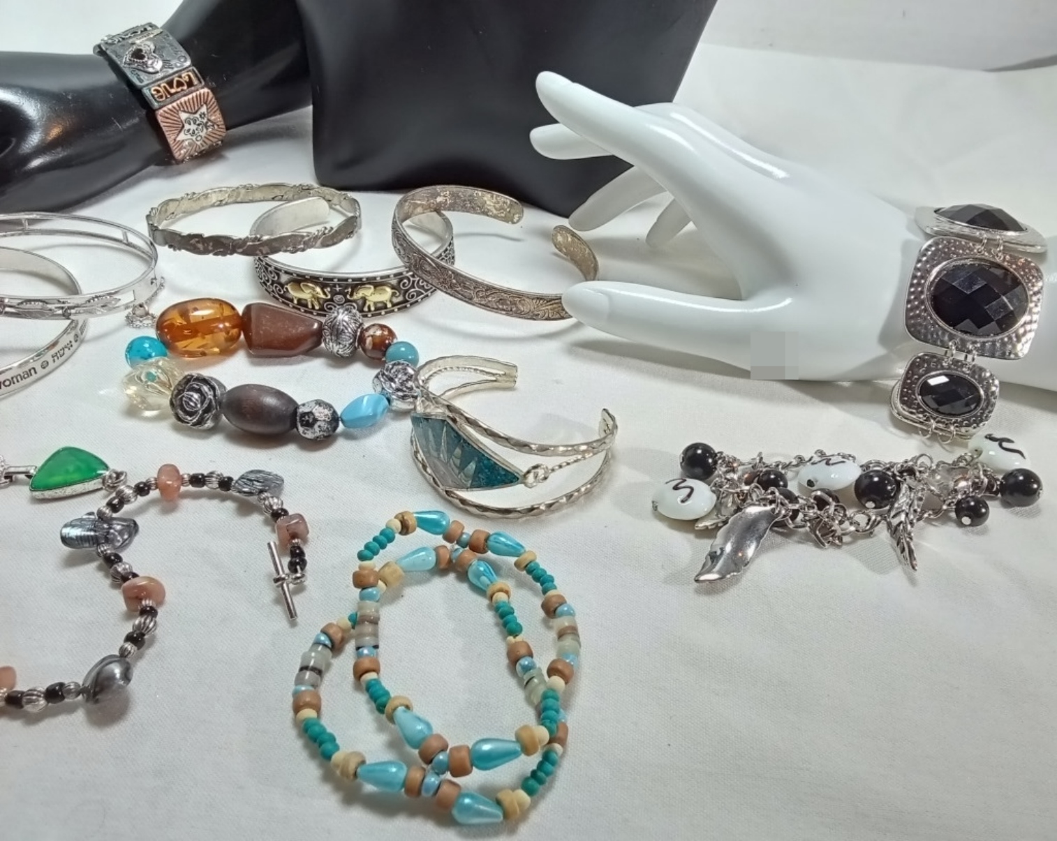 Vintage Jewelry Lot, 17 Pieces Mixed Costume