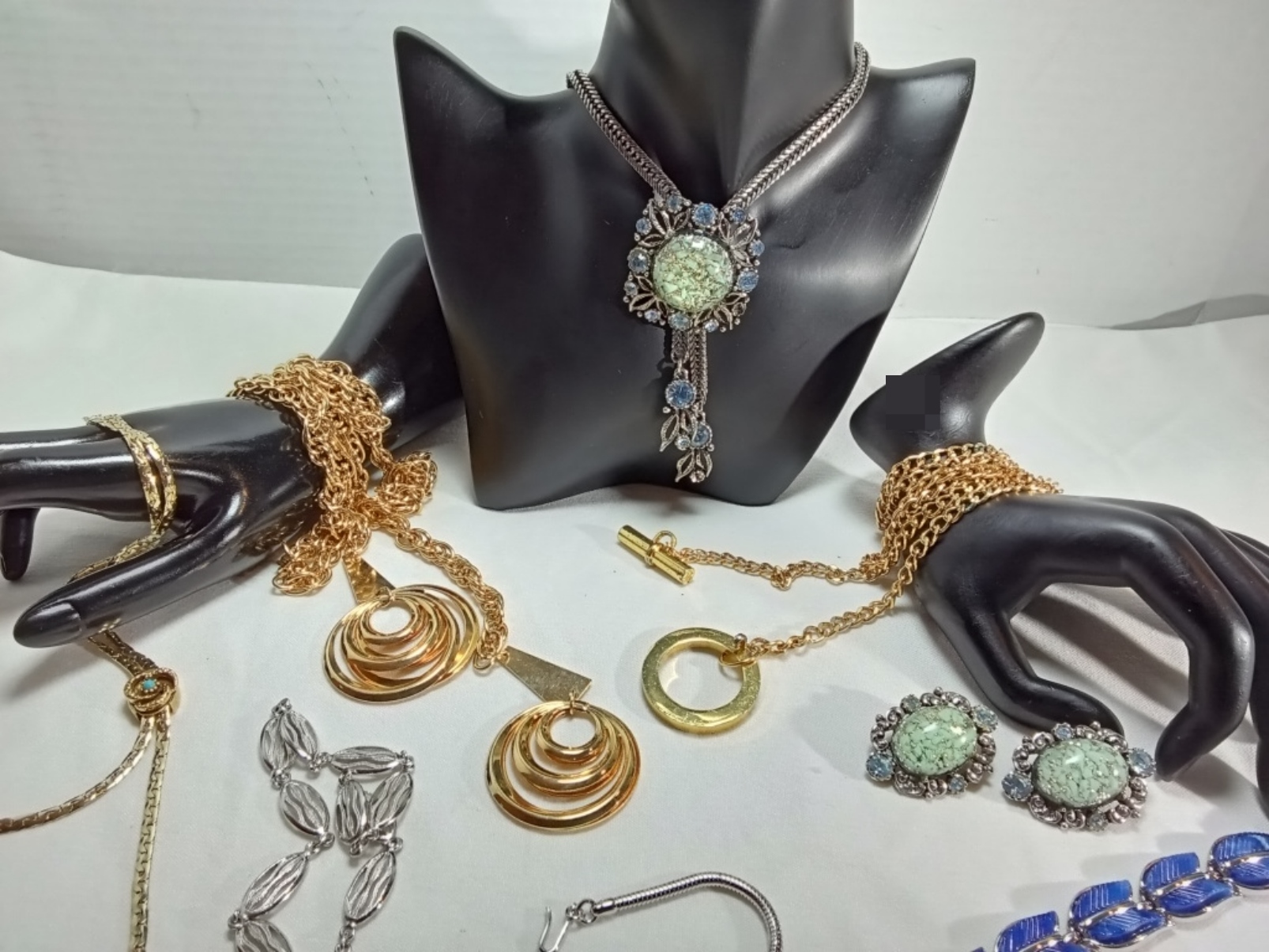 Mixed Metal Costume Jewelry Lot, 7 Pieces