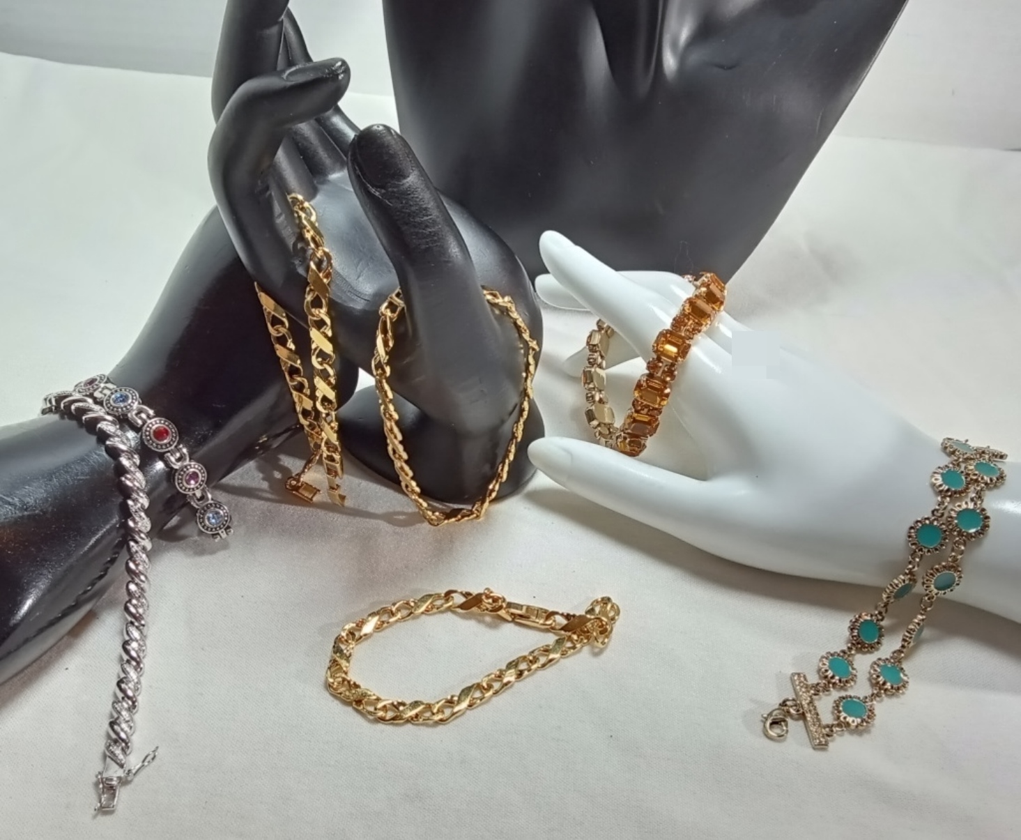 Mixed Jewelry Lot, 7 Pieces Mixed Tones