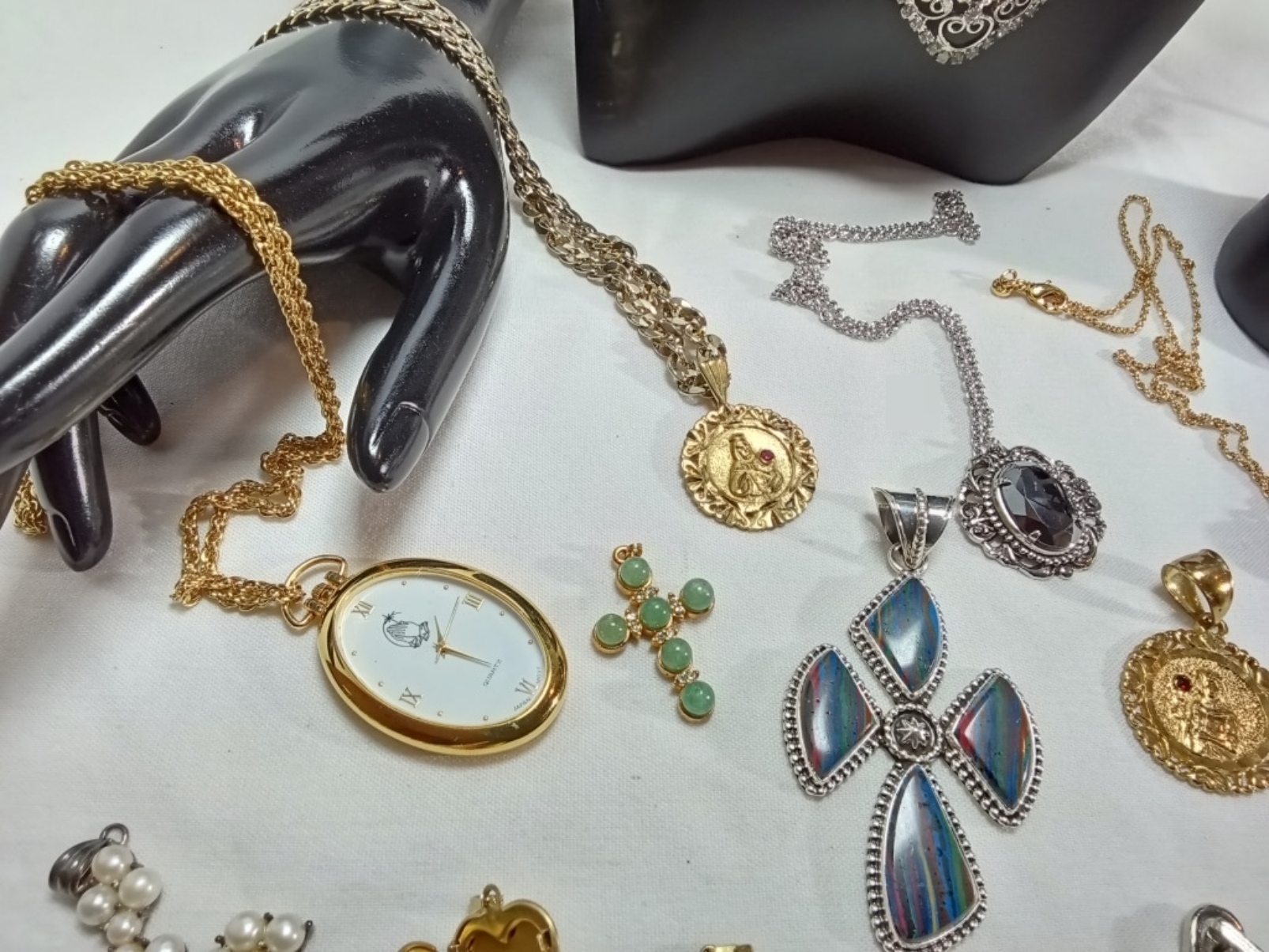 Mixed Jewelry Lot, 15 Pieces Silver & Gold-Tone