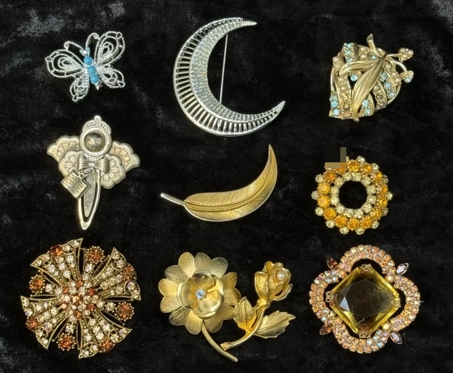 9 Gold & Silver Tone Rhinestone Brooches