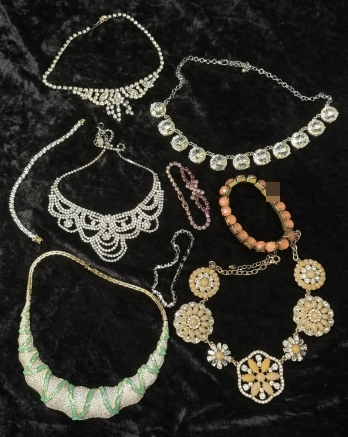 9 Pieces of Rhinstone Costume Jewelry