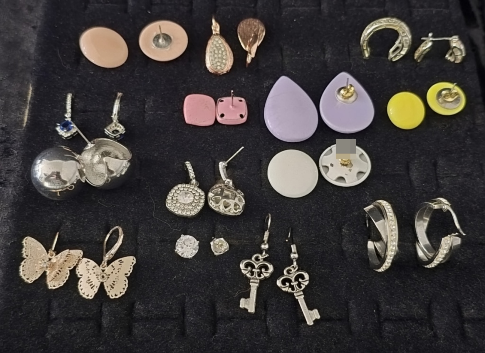 Collection of Miscellaneous Earrings
