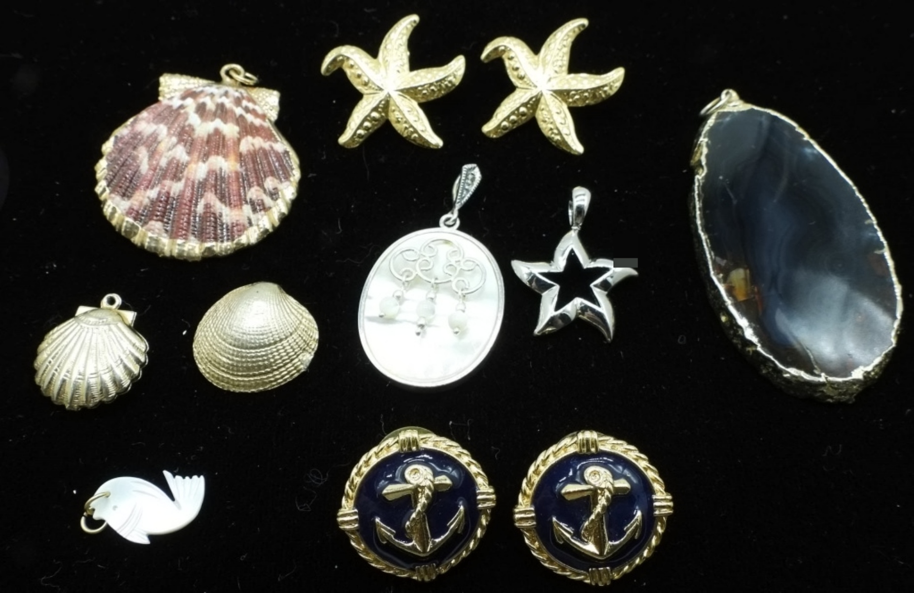 Beach-themed Jewelry Pieces