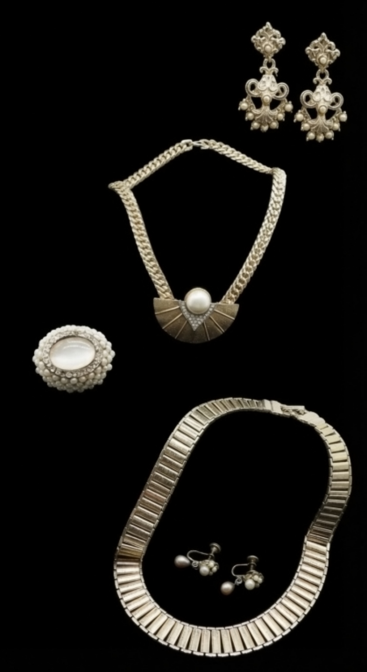 Vintage Gold-tone Jewelry Set