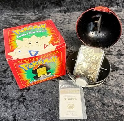 1999 Togepi Pokeball Burger King 23K Gold Plate. 1999 Burger King/Nintendo Special Edition 