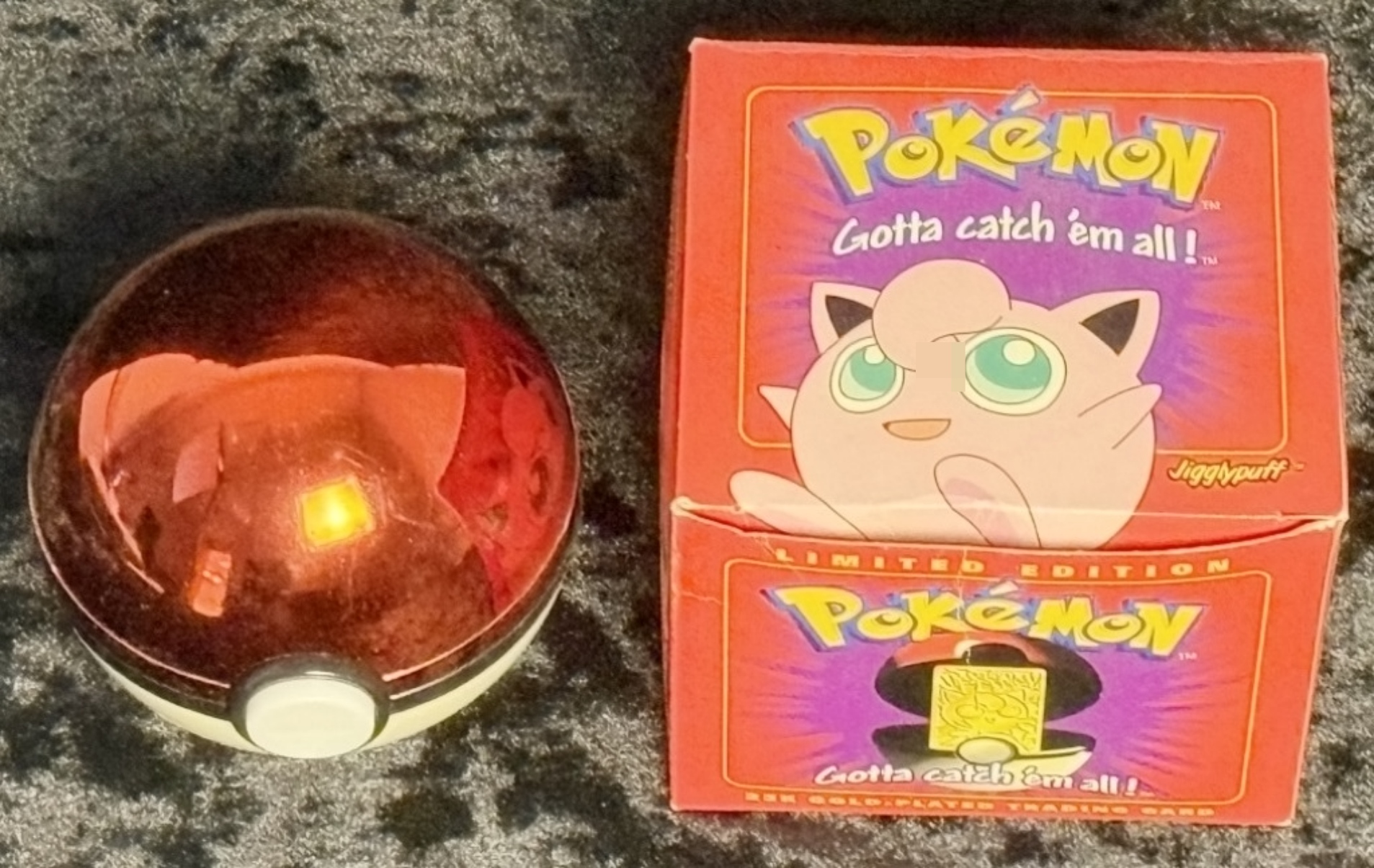 1999 Jigglypuff 23K Gold Card #39 w/Pokeball