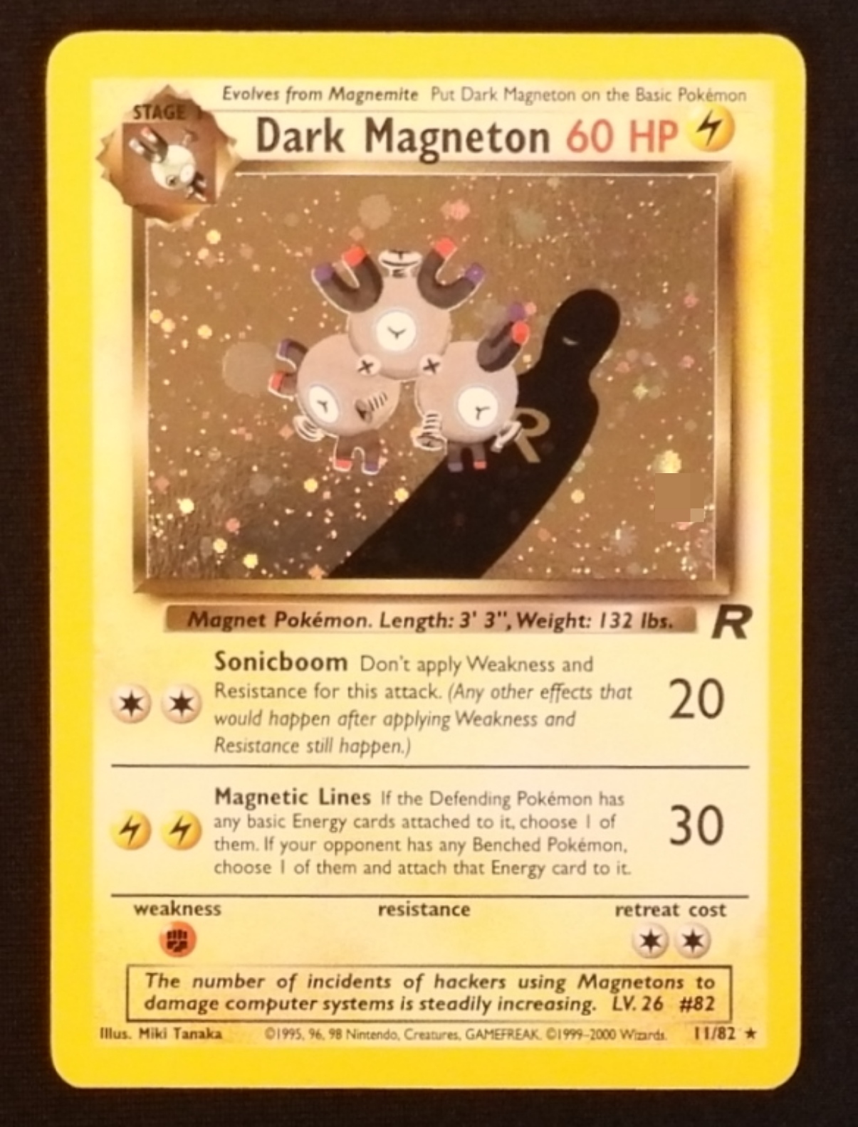 2000 Dark Magneton Team Rocket #11/82 Holo