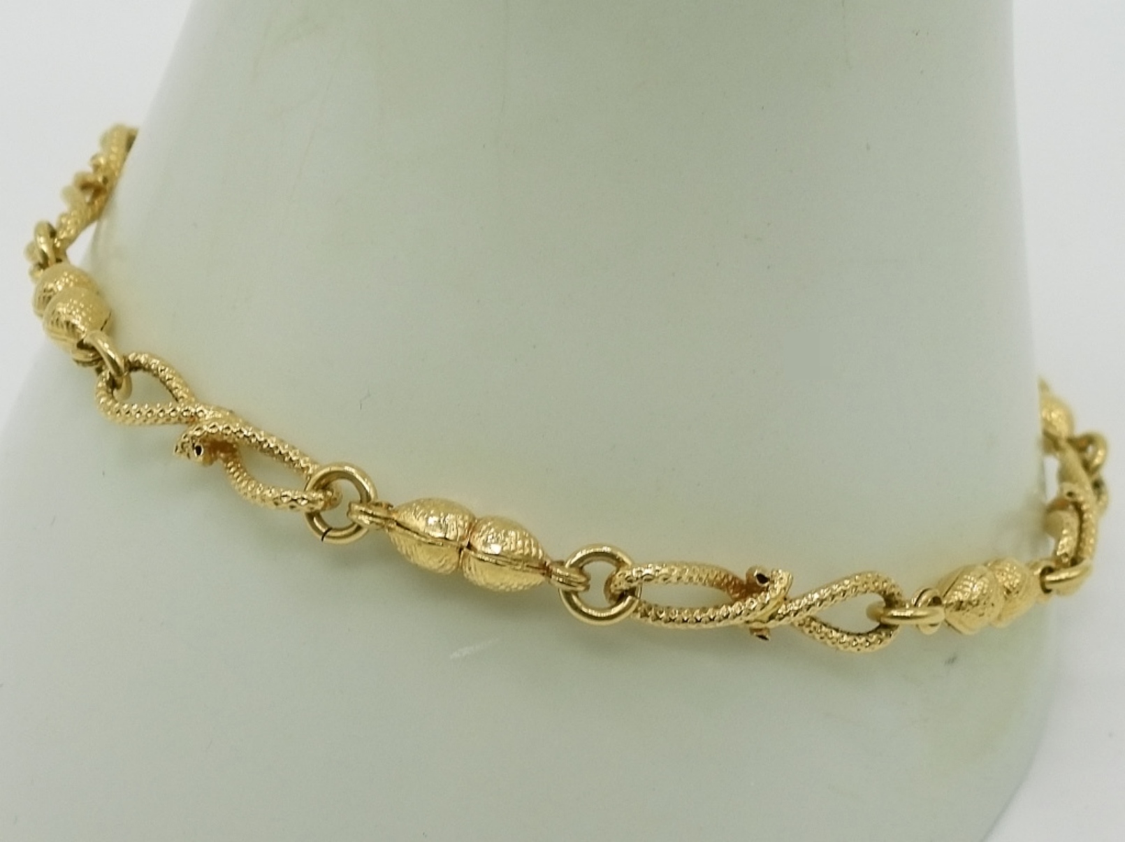 18K Yellow Gold Bracelet