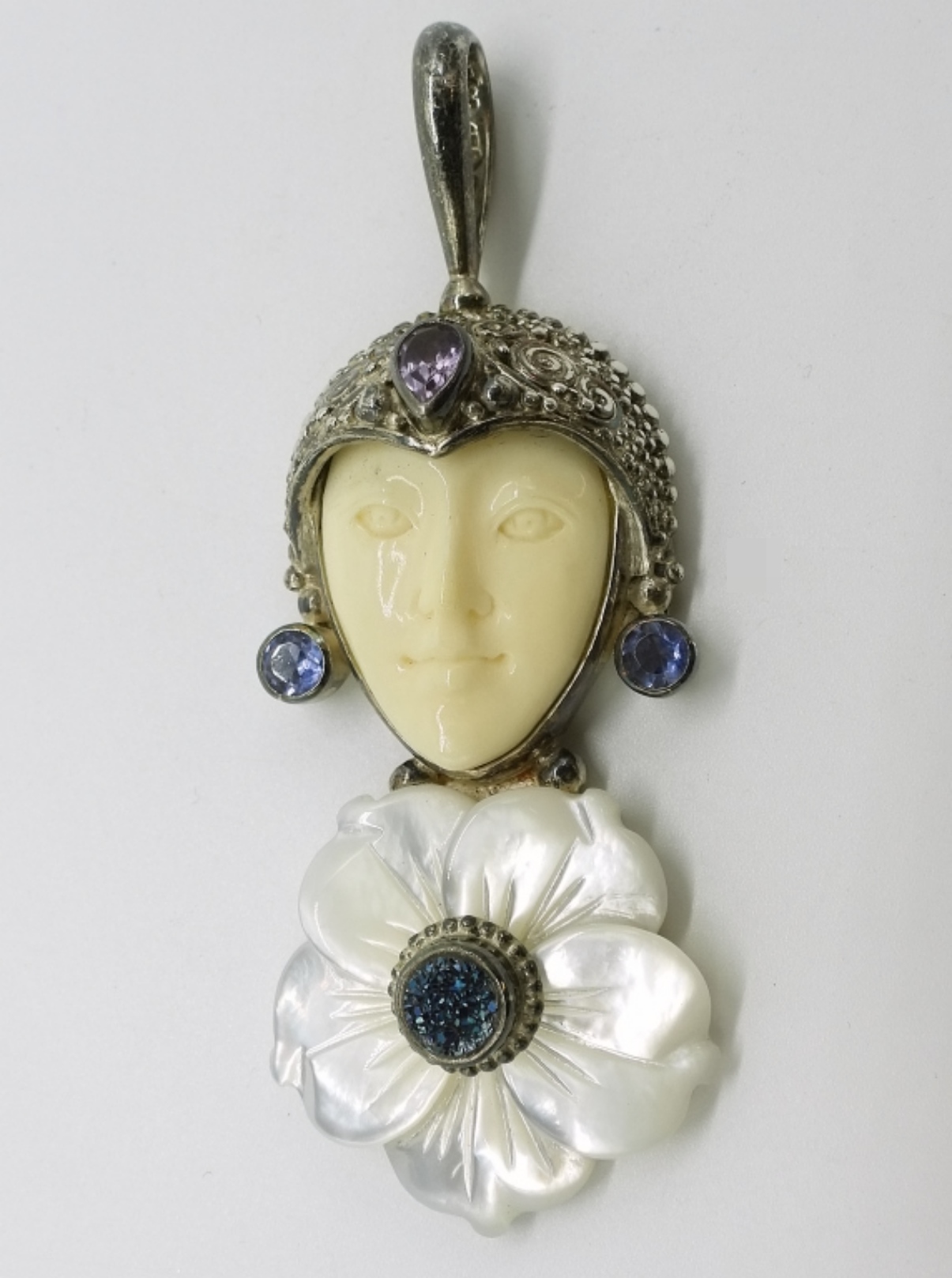 Sajen Sterling Pendant