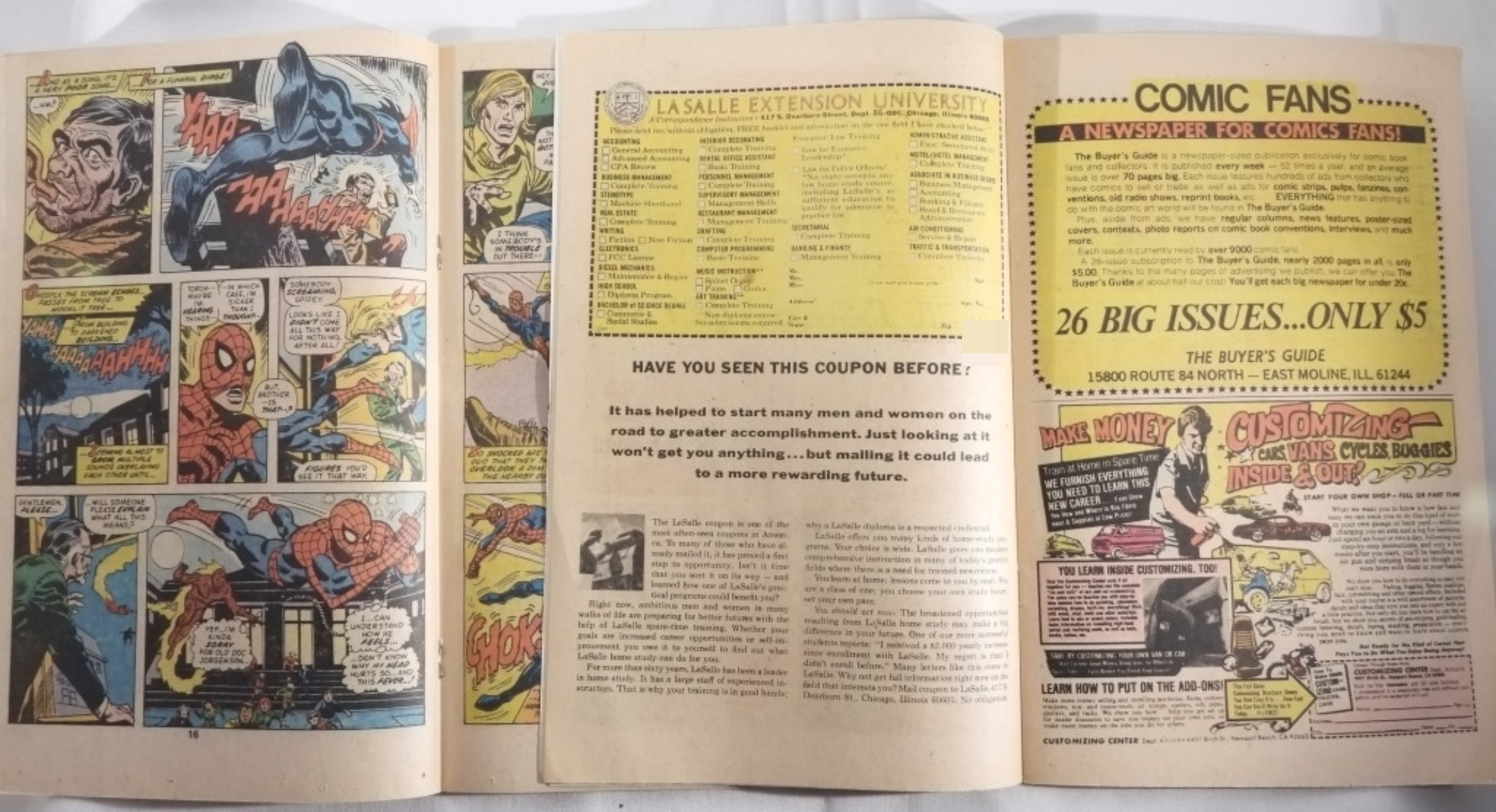 (2) Peter Parker The Spectacular Spider-Man