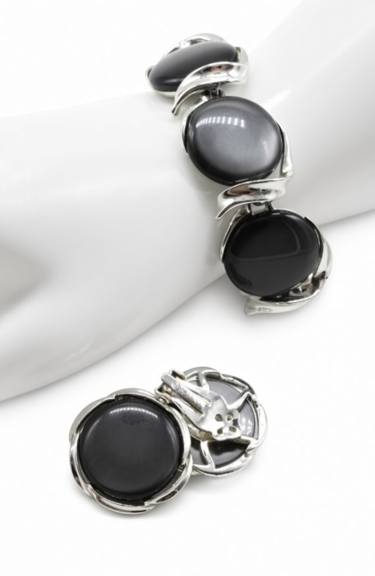 Clip On Earrings & Bracelet Set