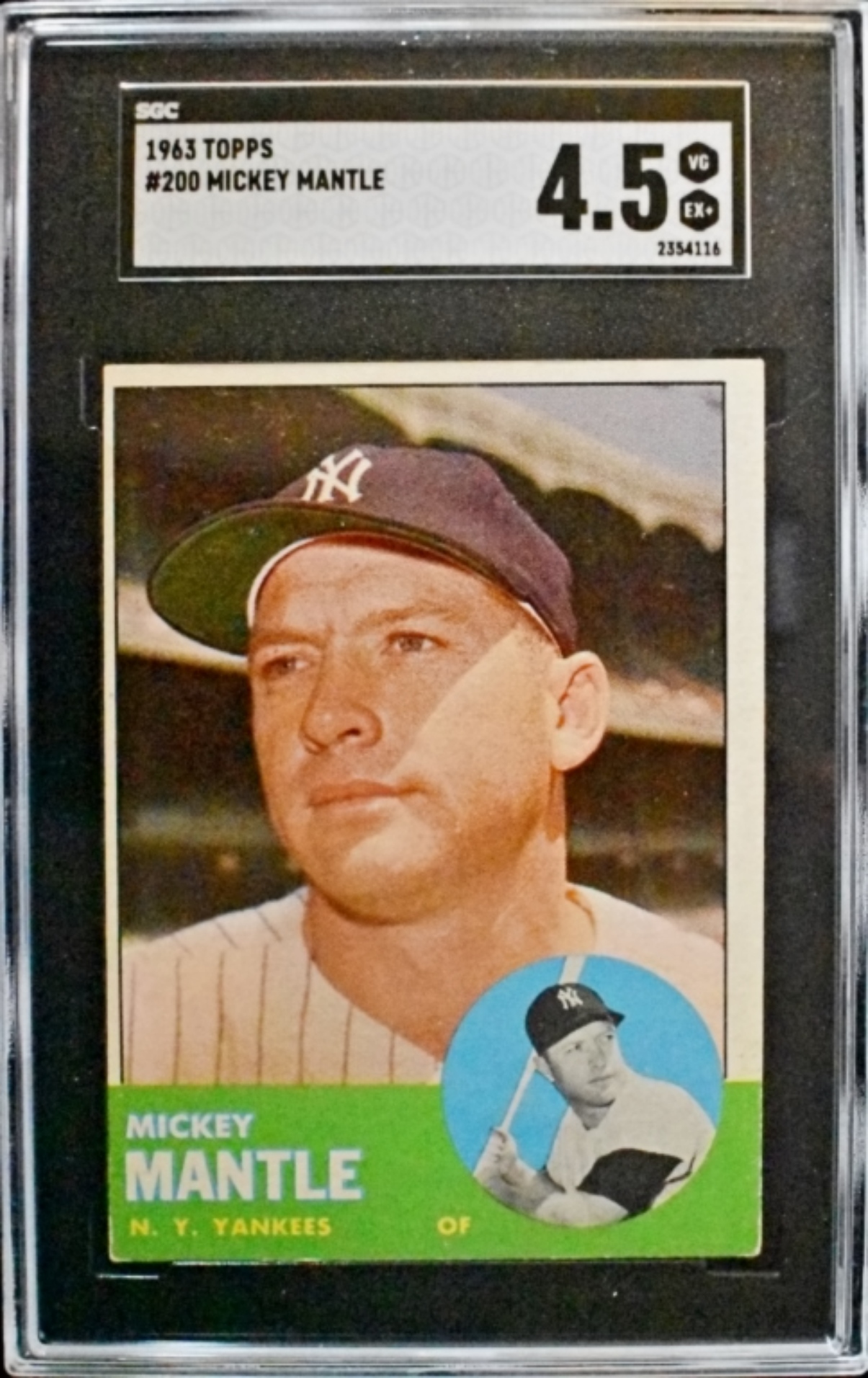 1963 Topps #200 Mickey Mantle SGC 4.5
