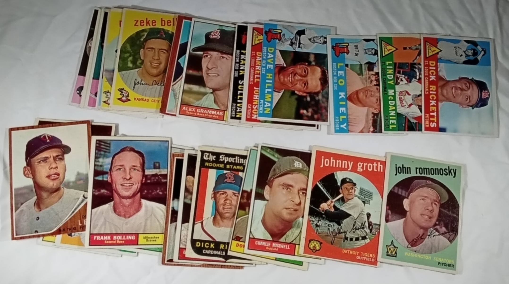 50s/60s Topps Baseball Card Lot, 32 Cards