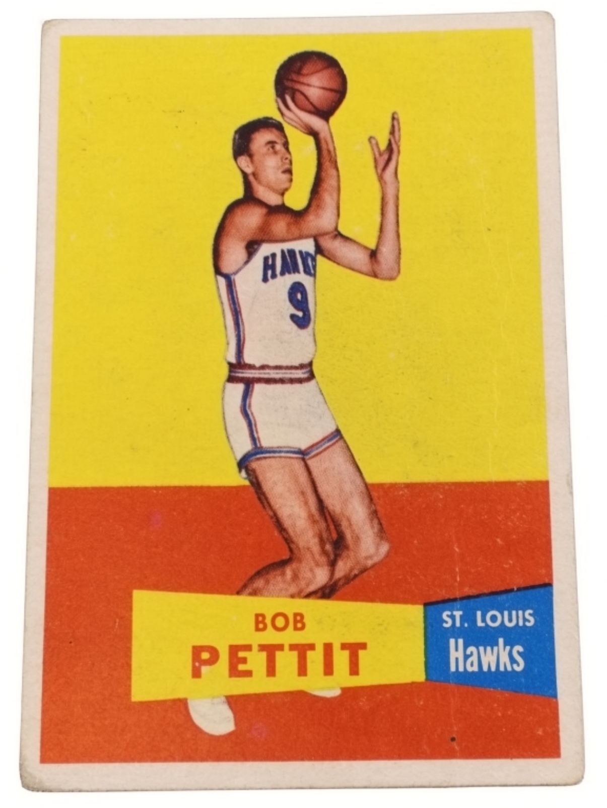 1957 Topps #24 Bob Pettit Rookie Card