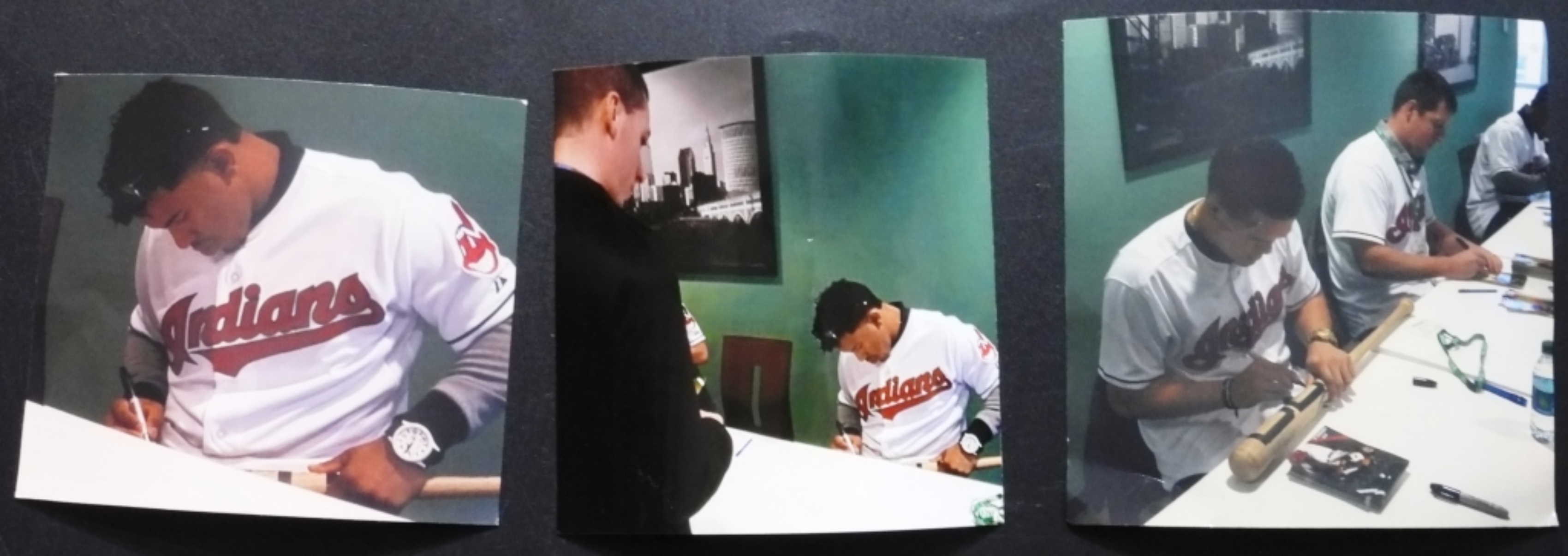 Cleveland Indians Autograph Baseball Bat