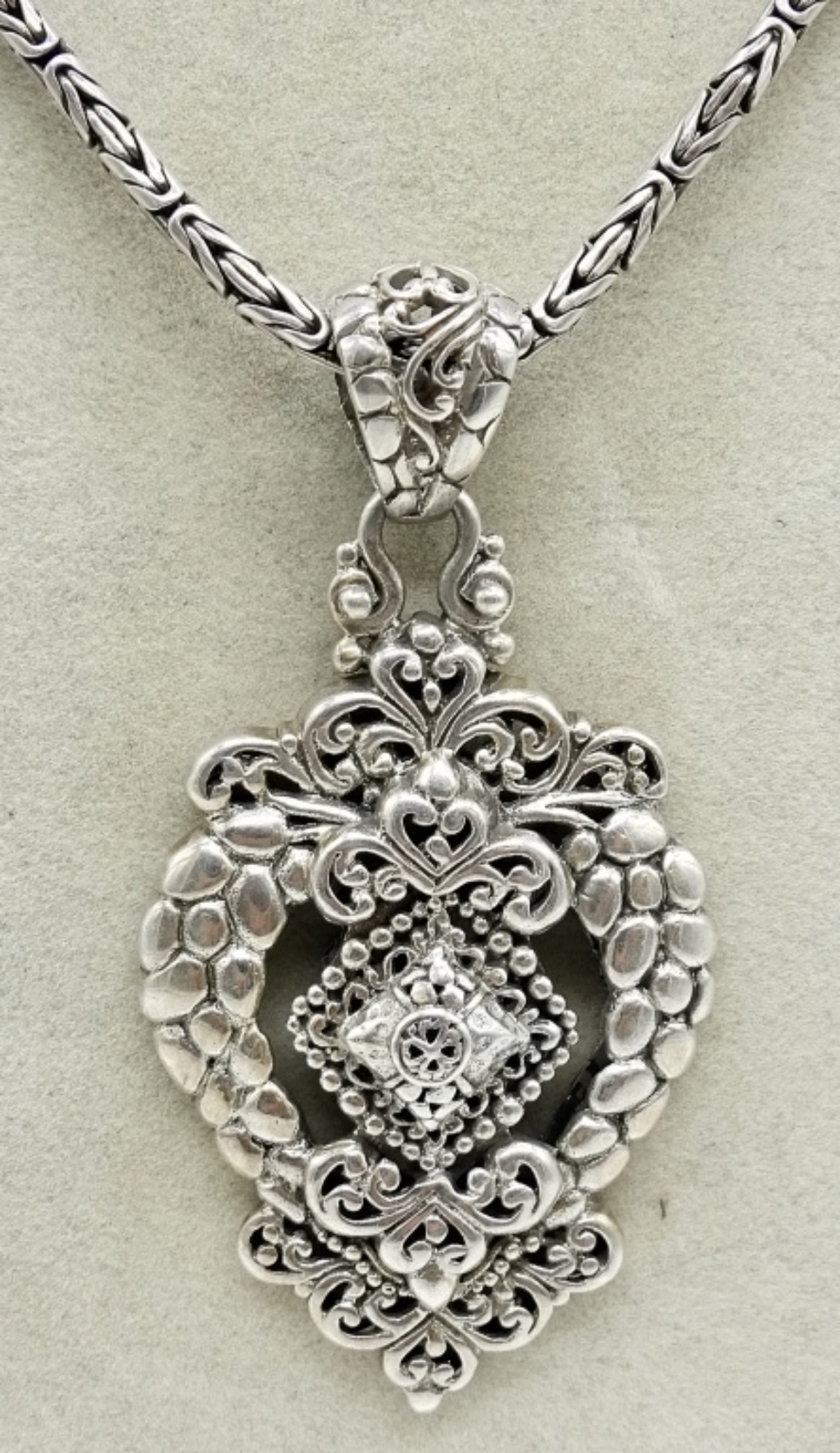 Sarda Sterling Heart Pendant Necklace