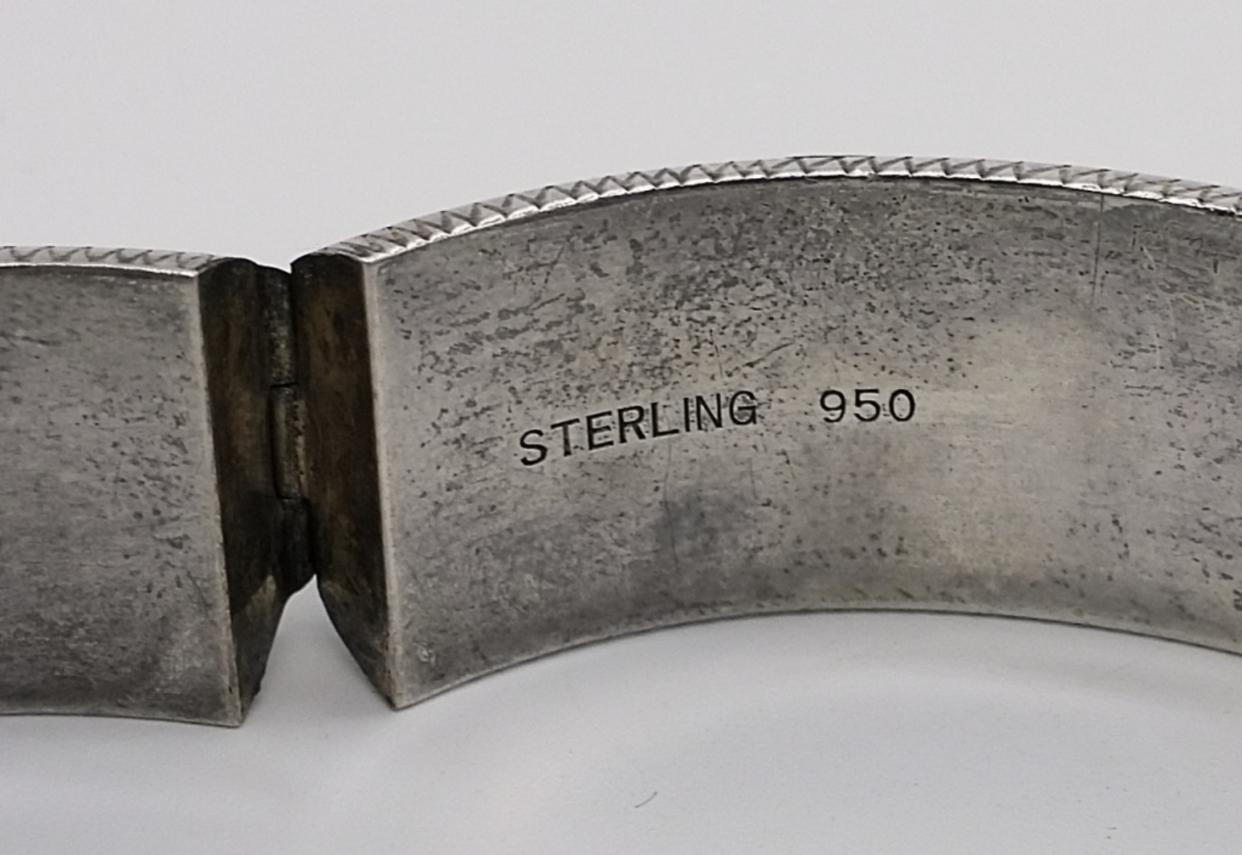 Sterling Silver Hinged Bangle Bracelet