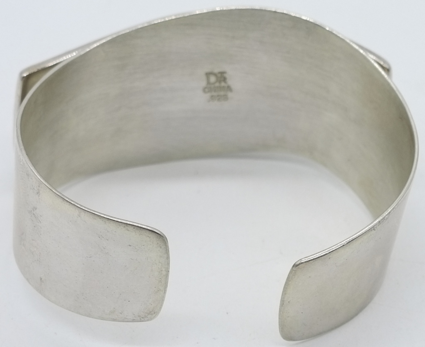 Jay King DTR Mother of Pearl 925 Cuff