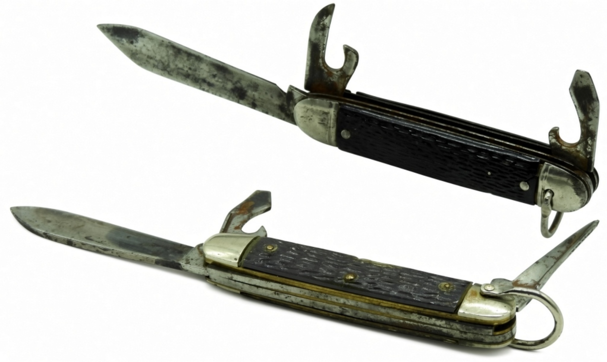 (2) Vintage Pocket Knives: Scouts & Forest