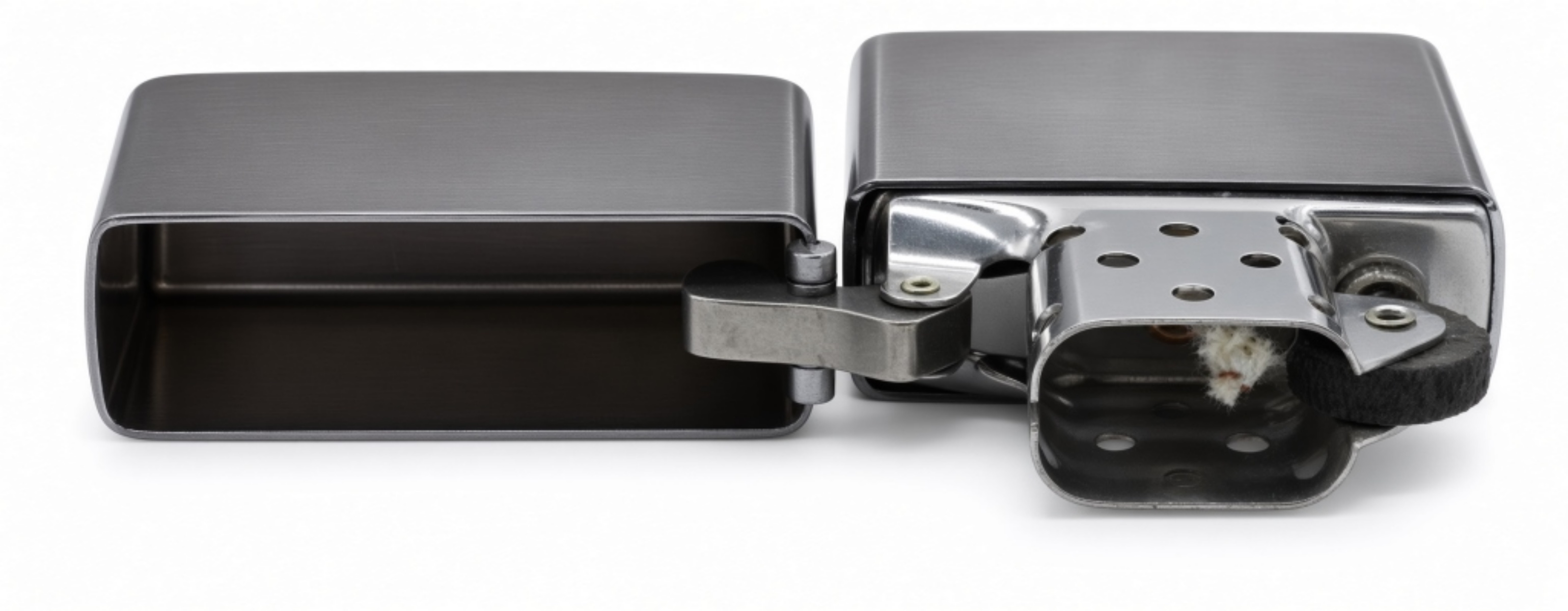 1992 Zippo Regular Black Ice Chrome Lighter