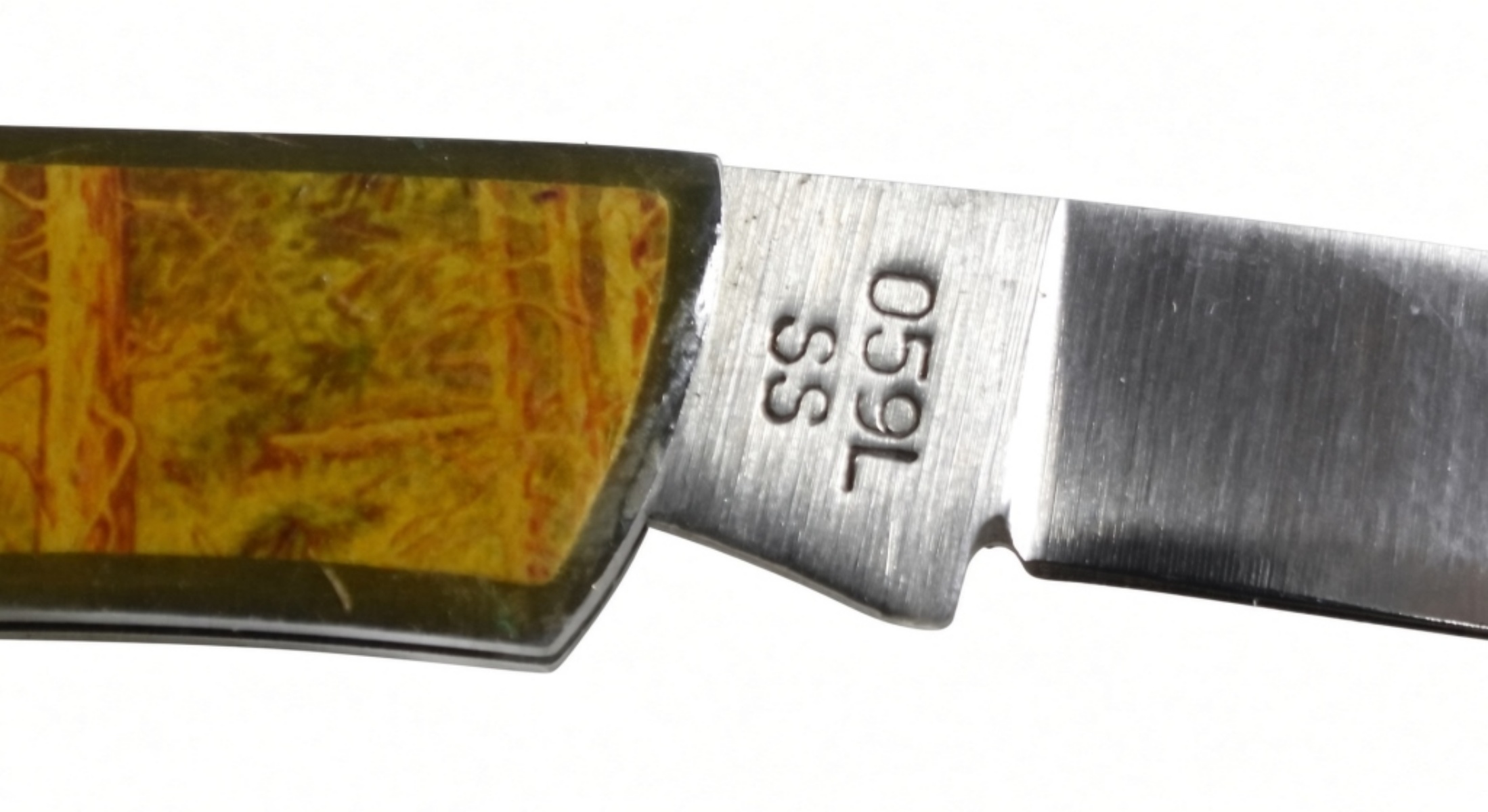 Case Folding Hunter with Wildlife Scene Handle