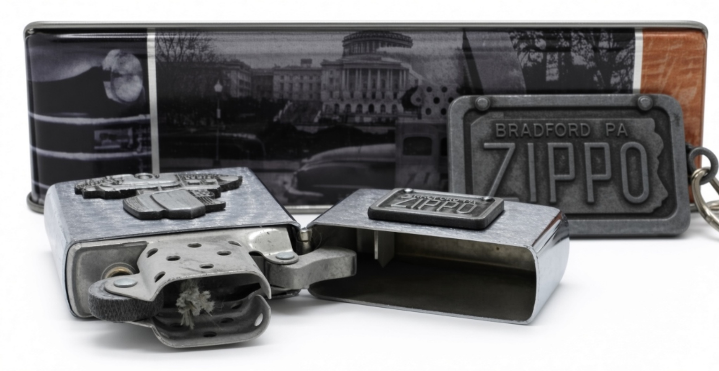 Zippo Truck Lighter & Keychain Set in Tin