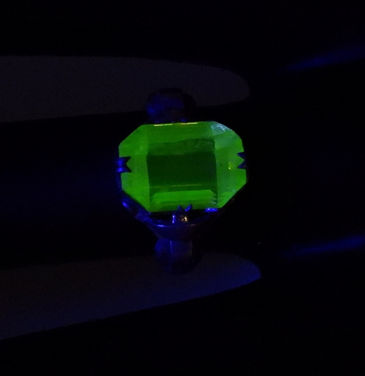 Vintage Uranium Glass Ring, Sterling