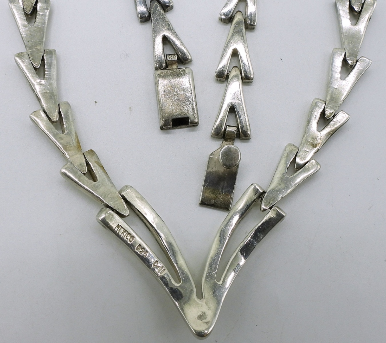 C-11 Mexico Chevron Necklace, Sterling