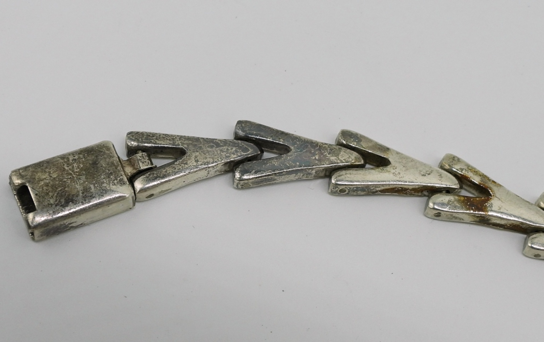 C-11 Mexico Chevron Necklace, Sterling