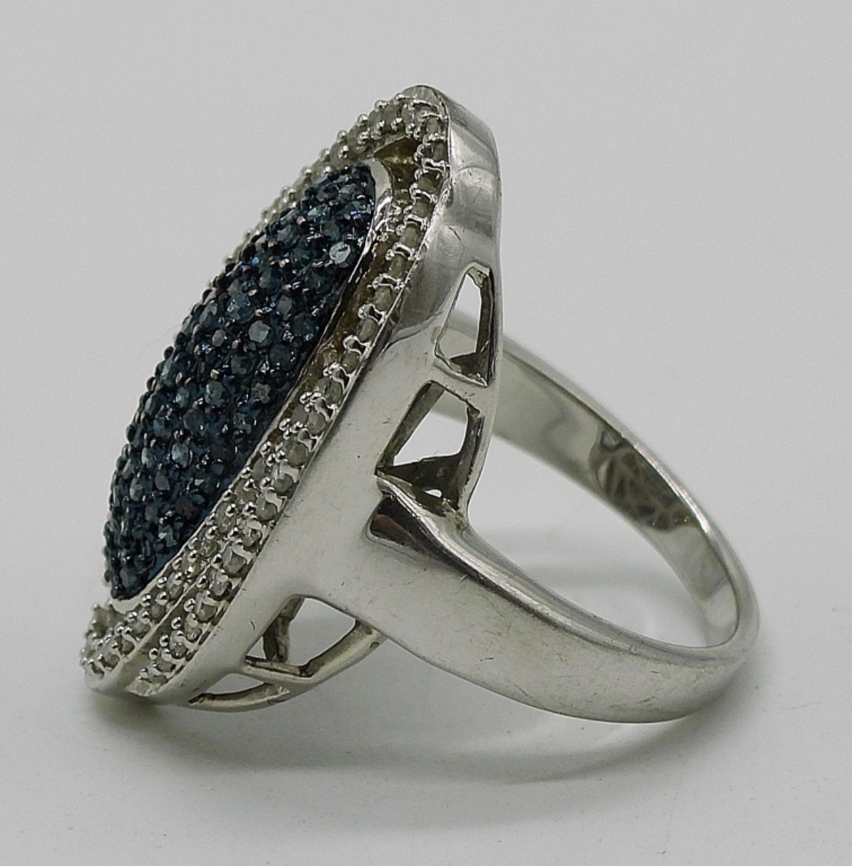Blue & White Diamond, 925 Ring